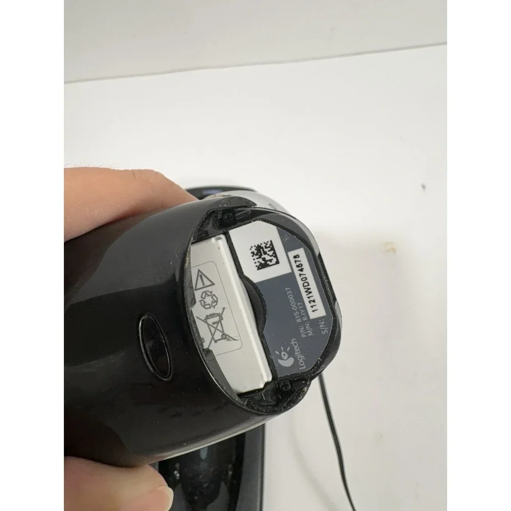Logitech‎ Harmony One R-IY17 Universal Remote Control with Cable Charger